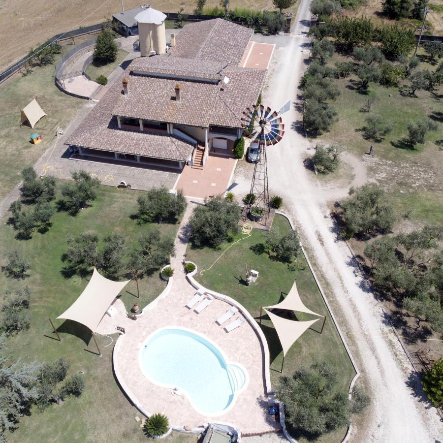 Il Granaio Del Pavone Villa Nepi Luaran gambar